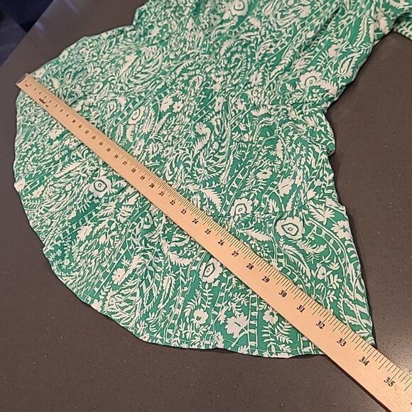 Crown & Ivy Green and White Shirt - Picture 9 of 14